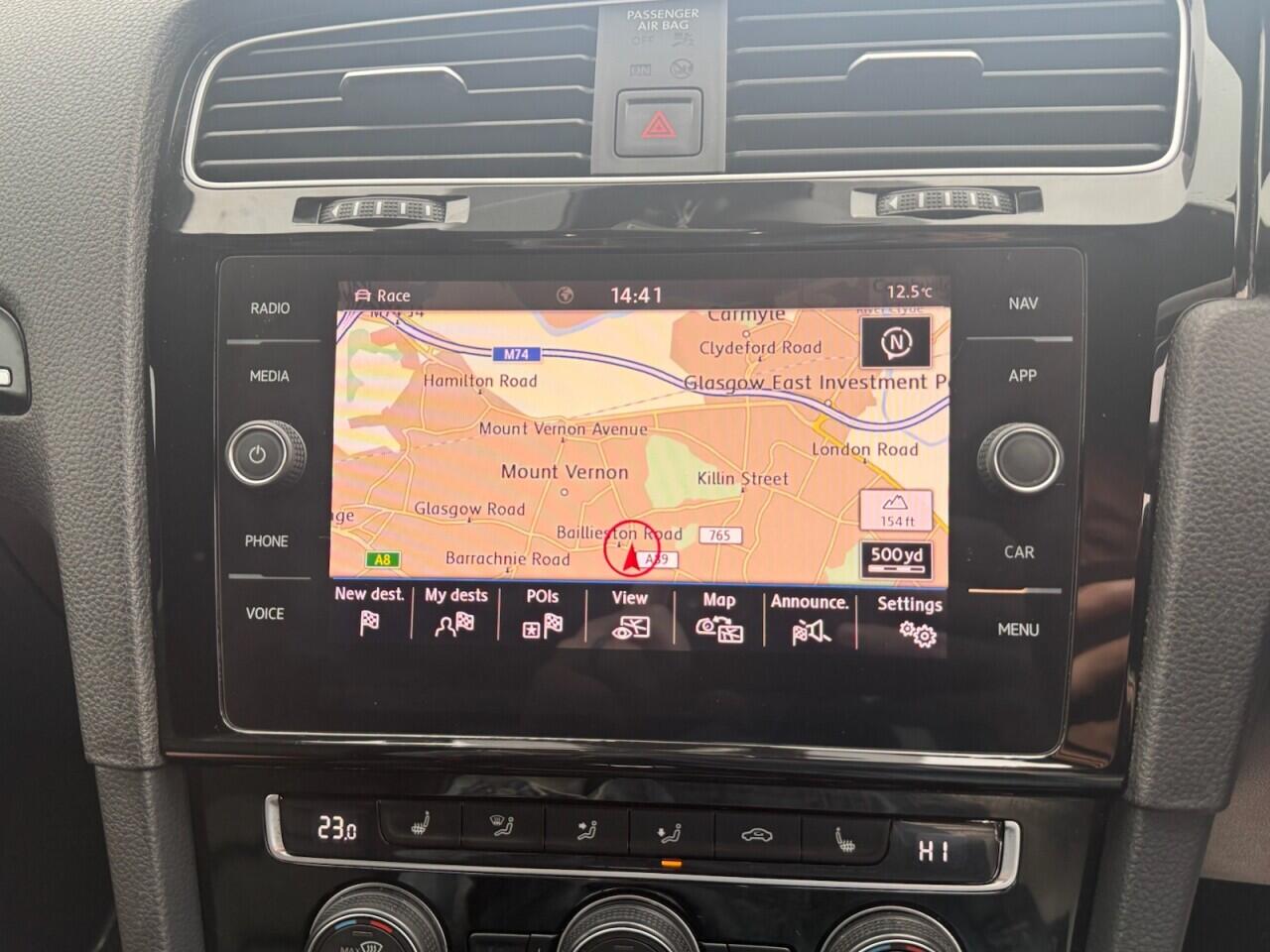 Volkswagen Golf view 17