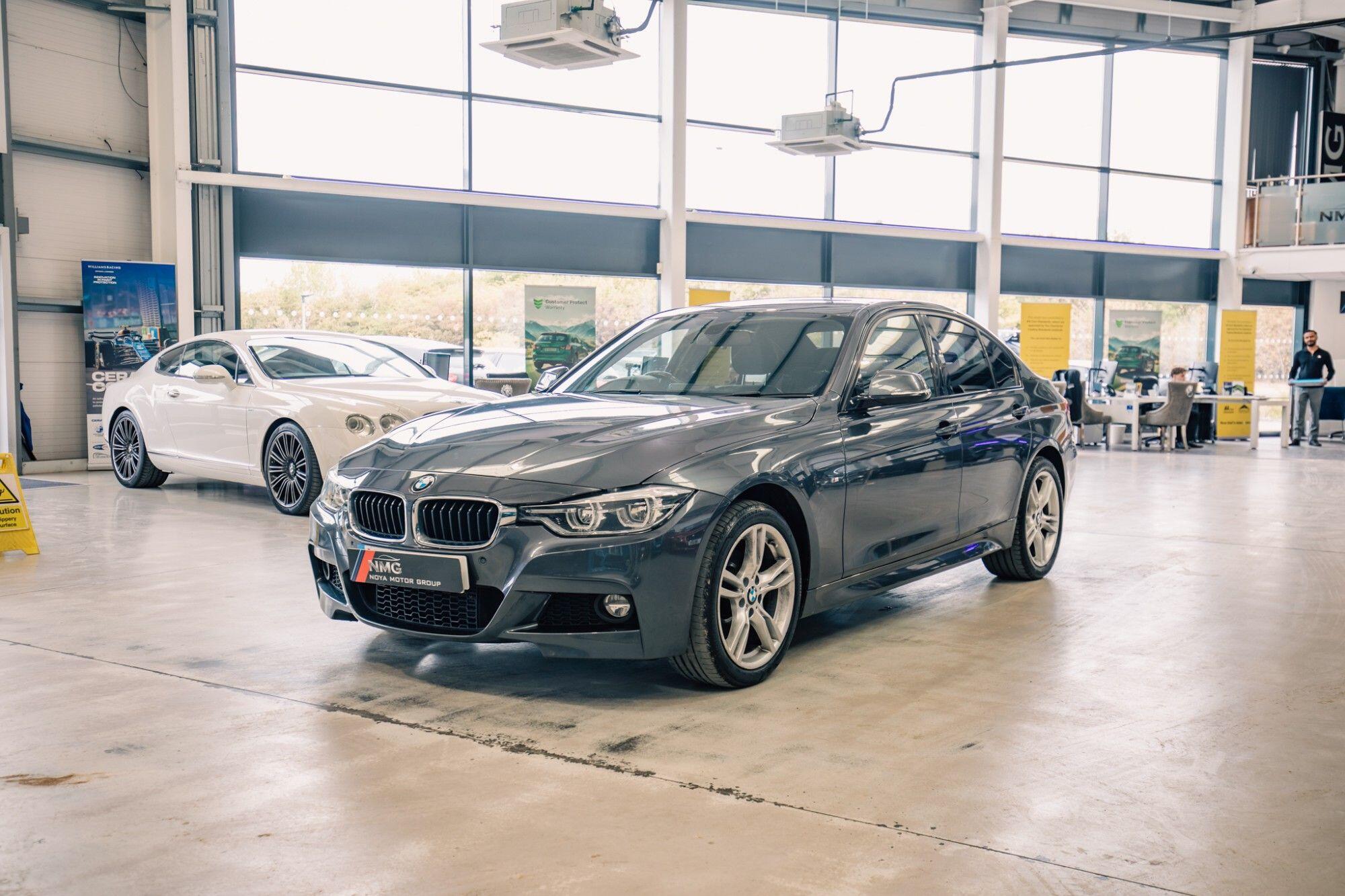 BMW 3 Series view 26