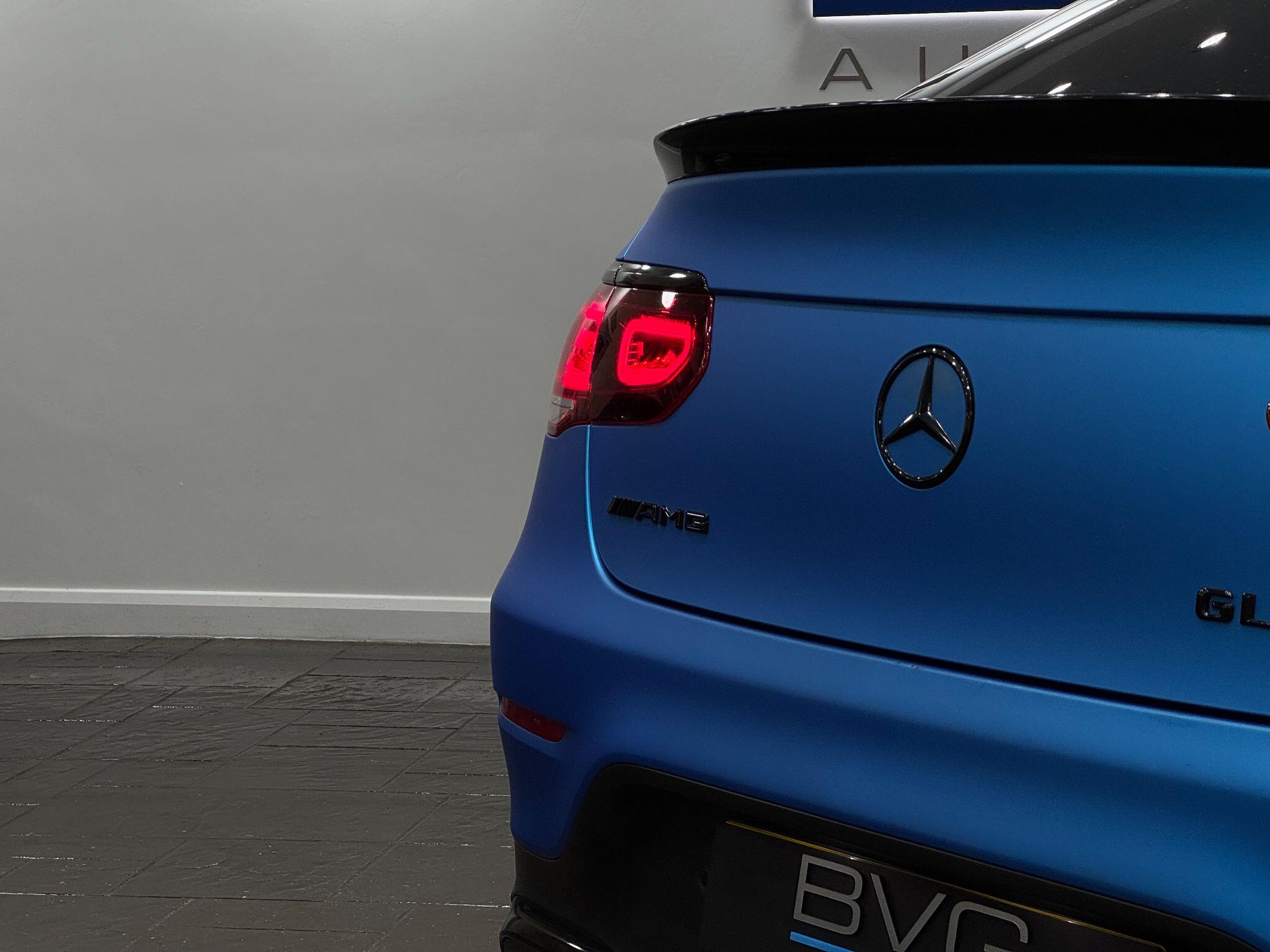 Mercedes-Benz GLC view 24