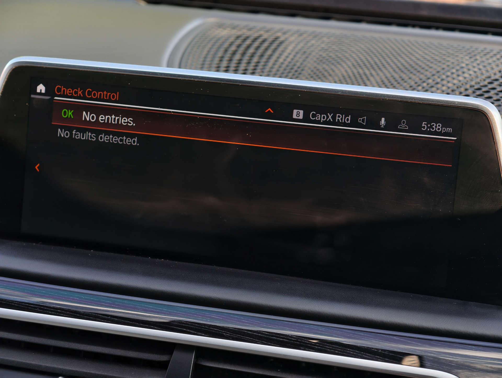 BMW 7 Series view 56