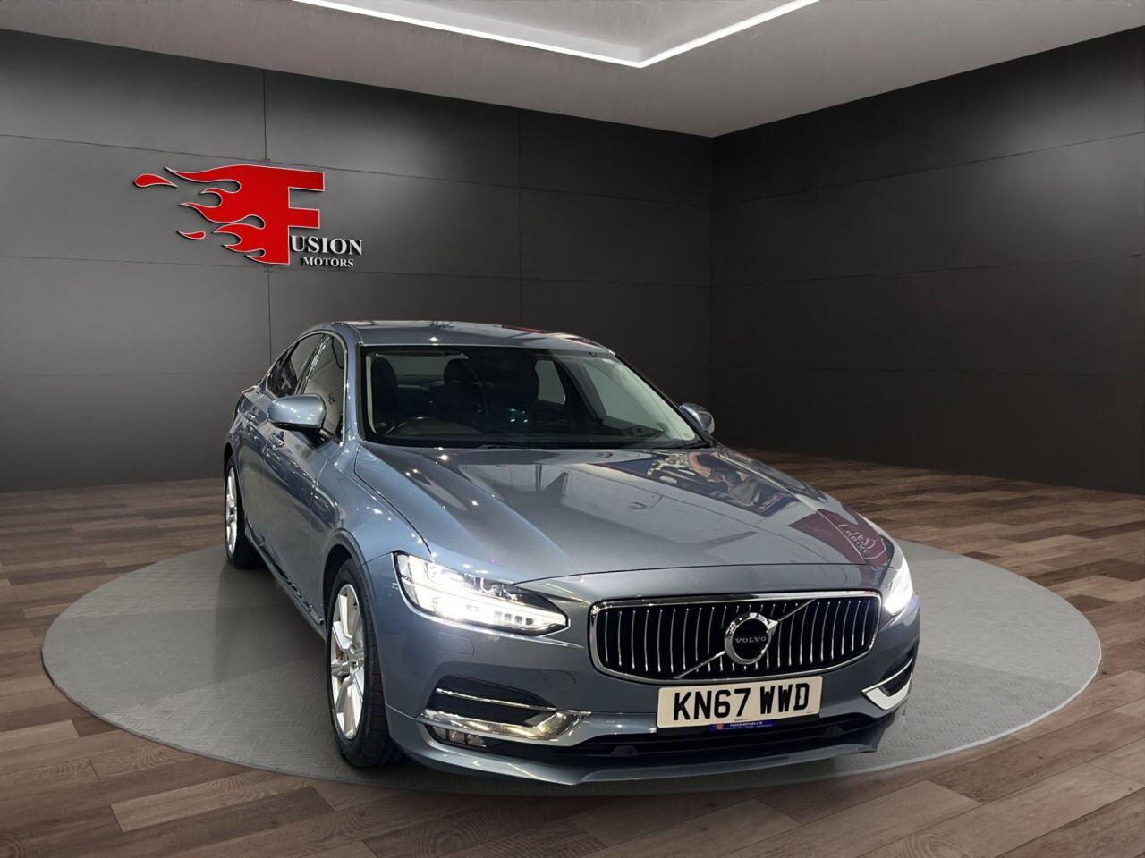Volvo S90 view 3