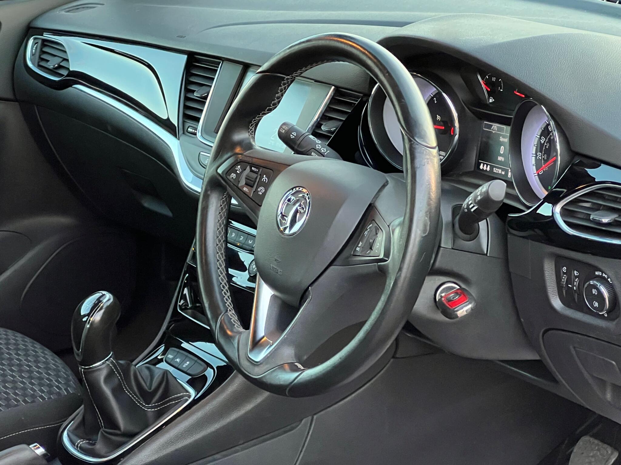 Vauxhall Astra view 3
