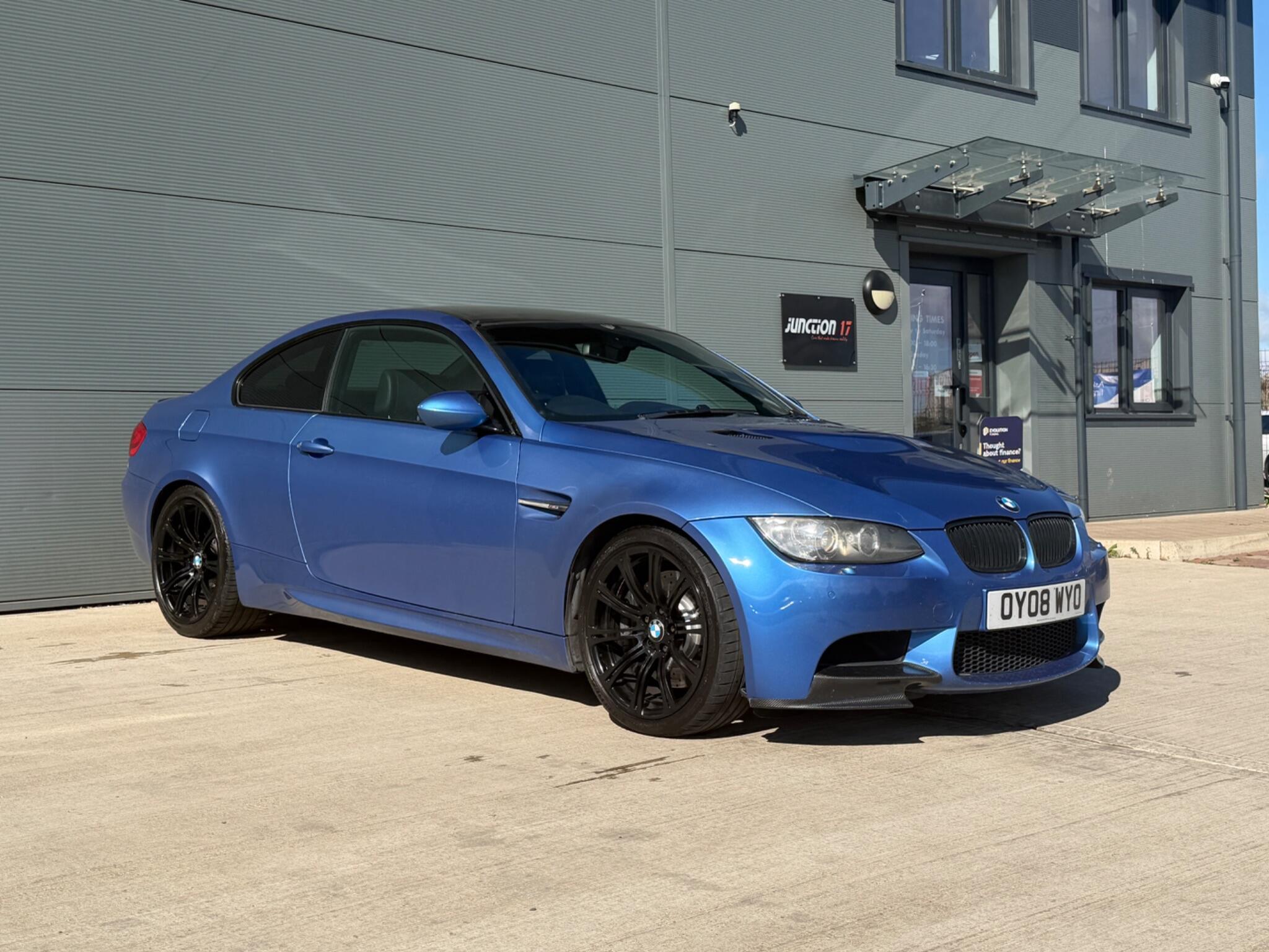 BMW M3 view 3