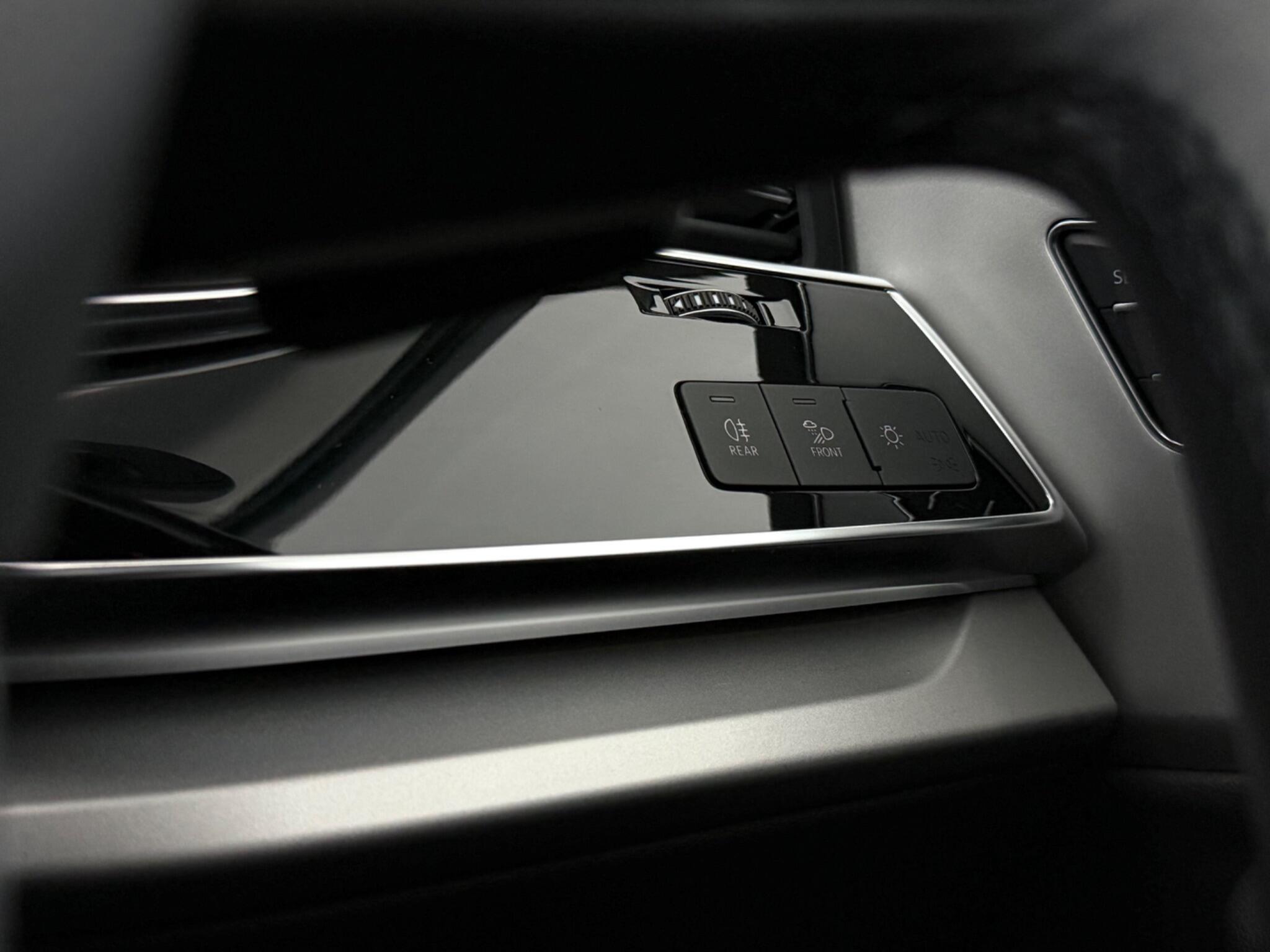 Audi Q7 view 19