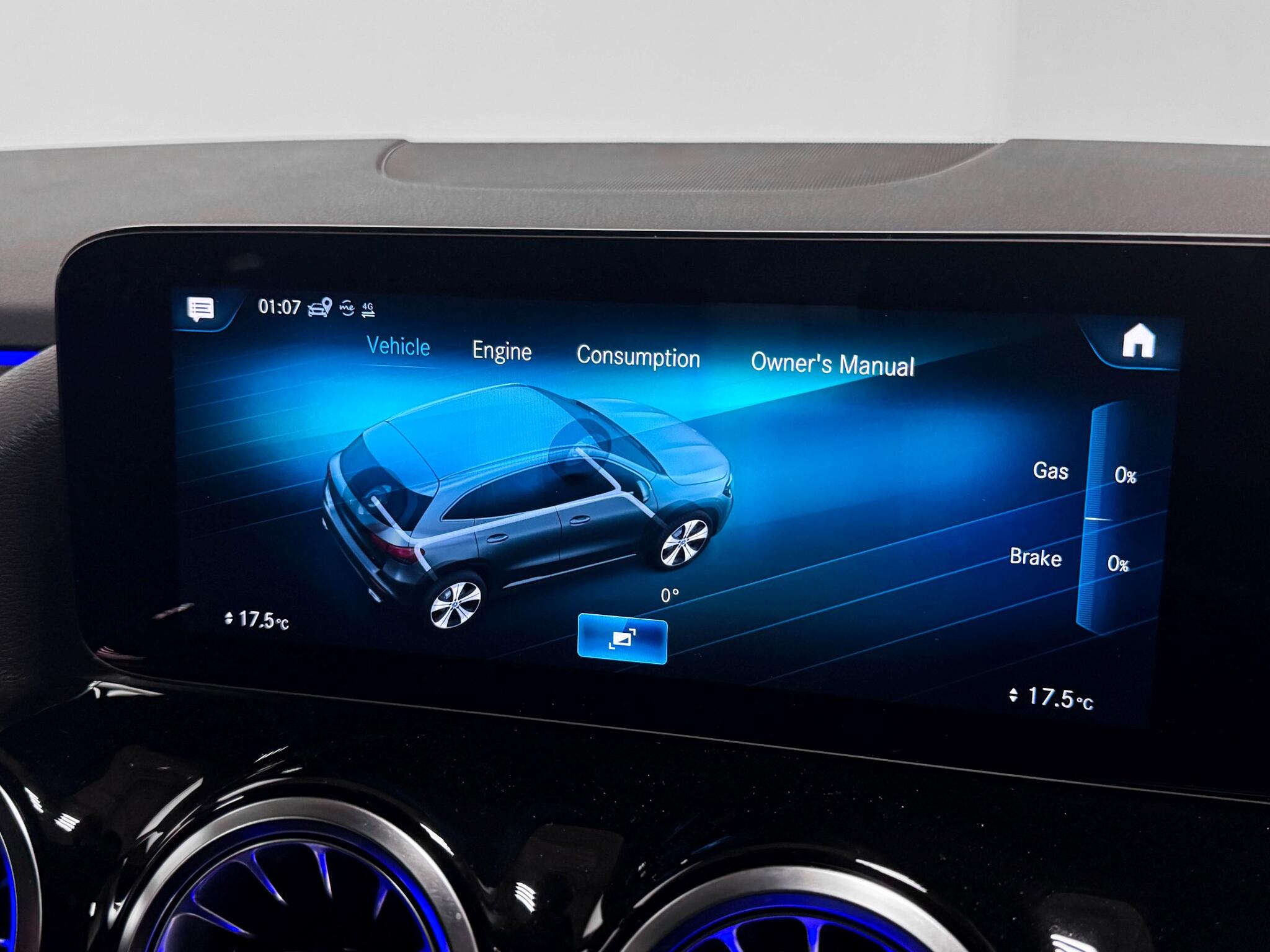 Mercedes-Benz Gla view 48