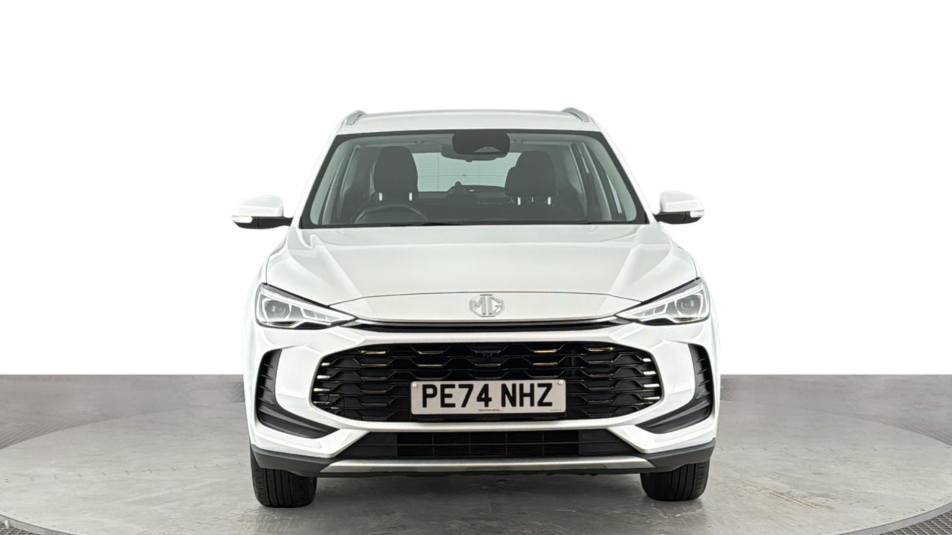 MG ZS view 8