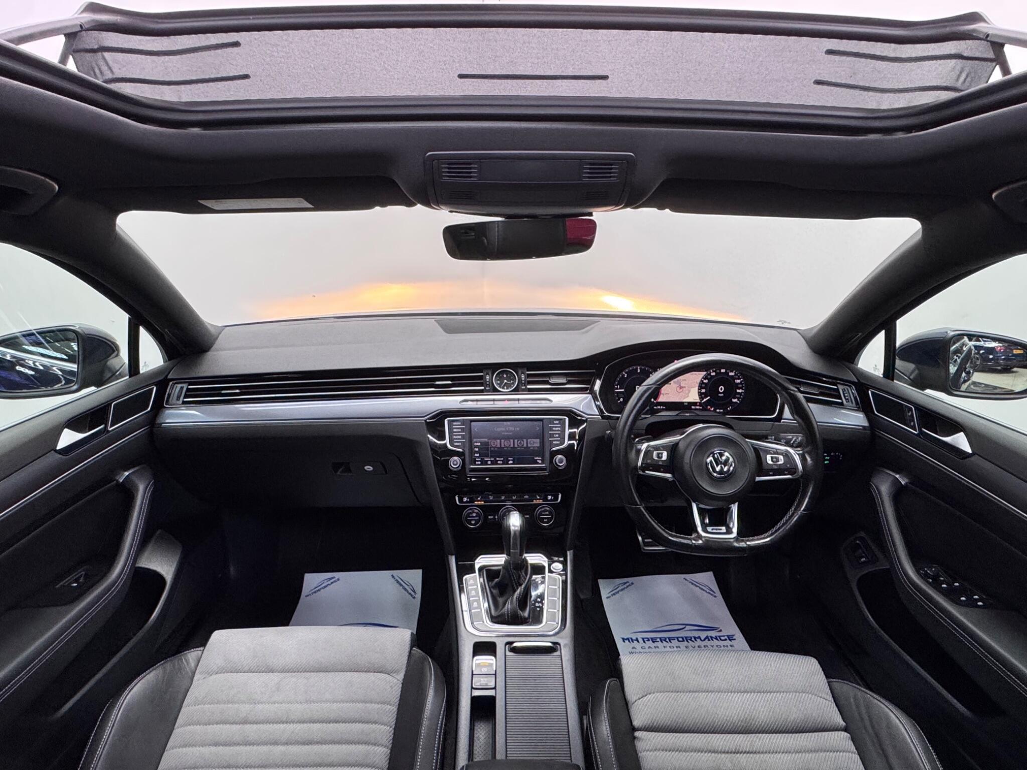 Volkswagen Passat view 57