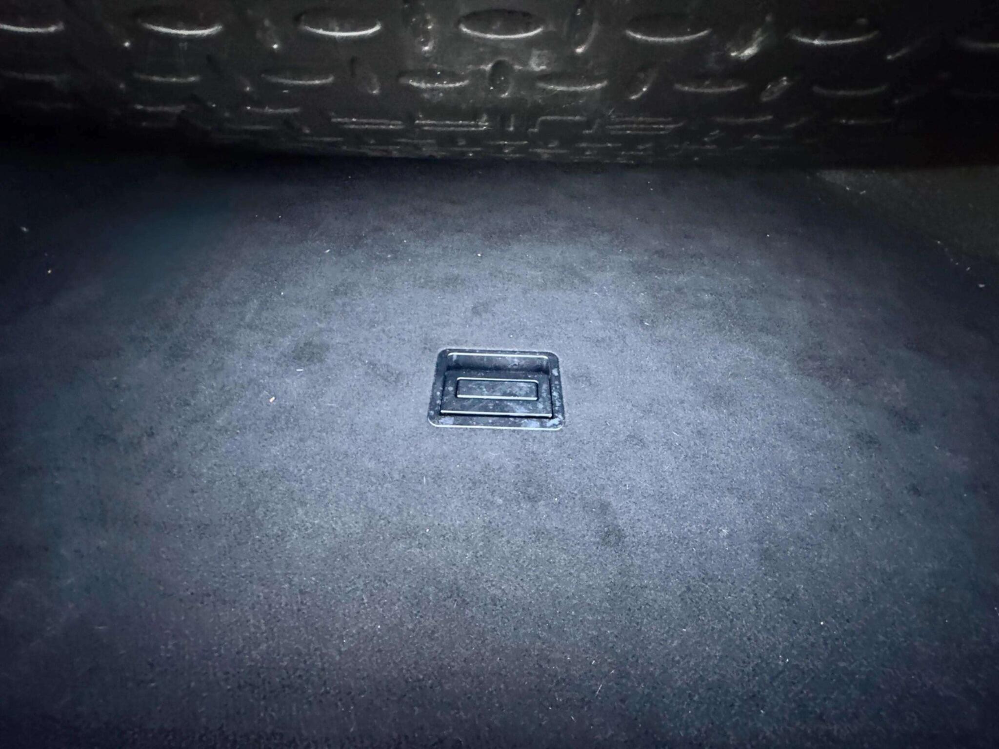 Toyota Prius view 68
