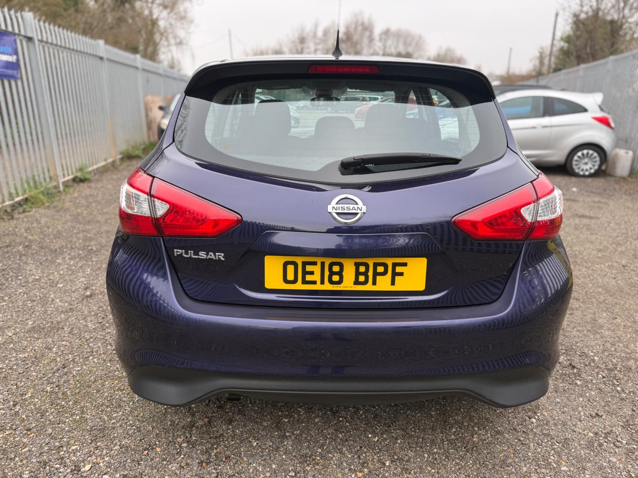 2018 Nissan Pulsar image 7