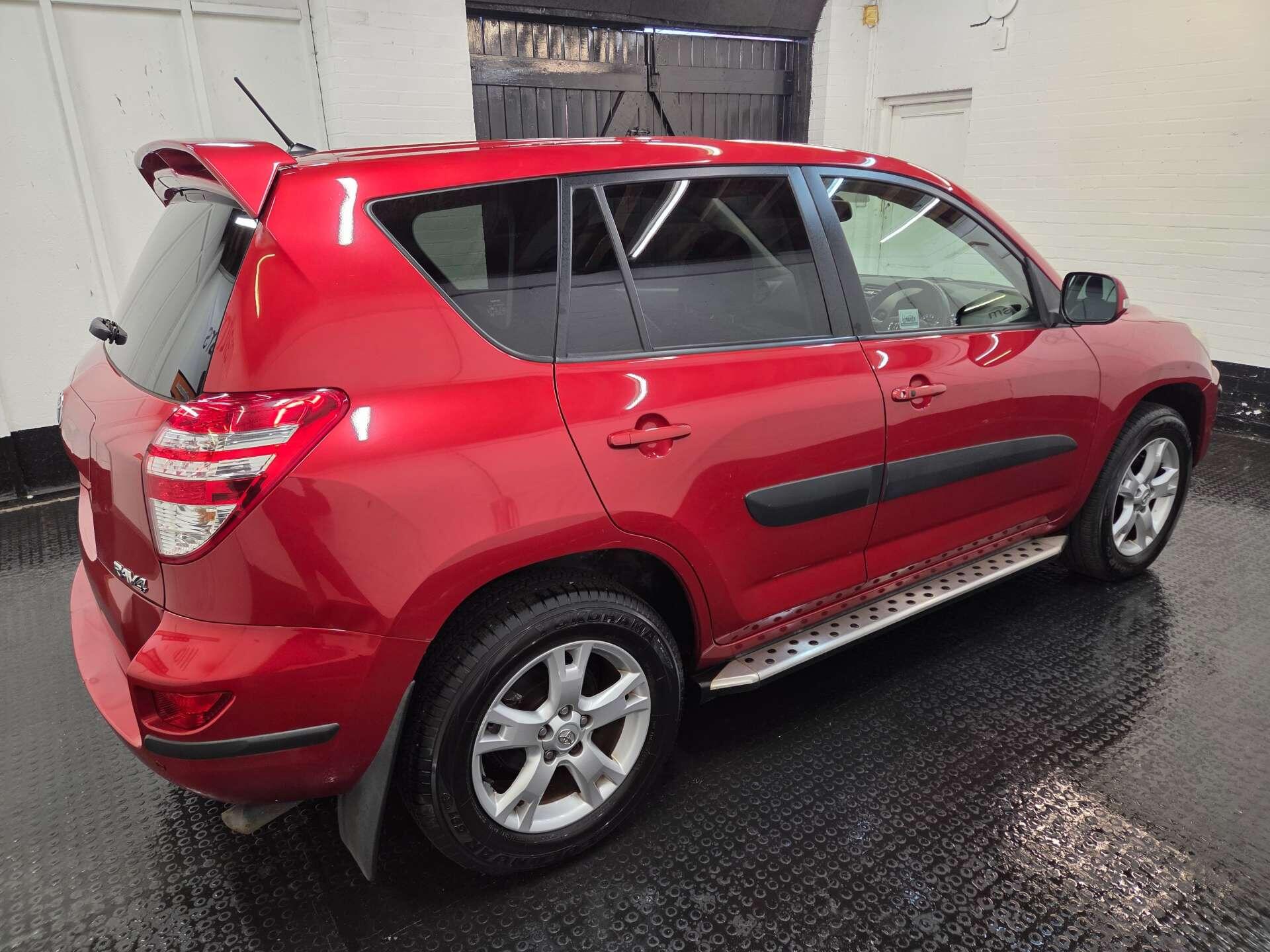 Toyota RAV4 view 29