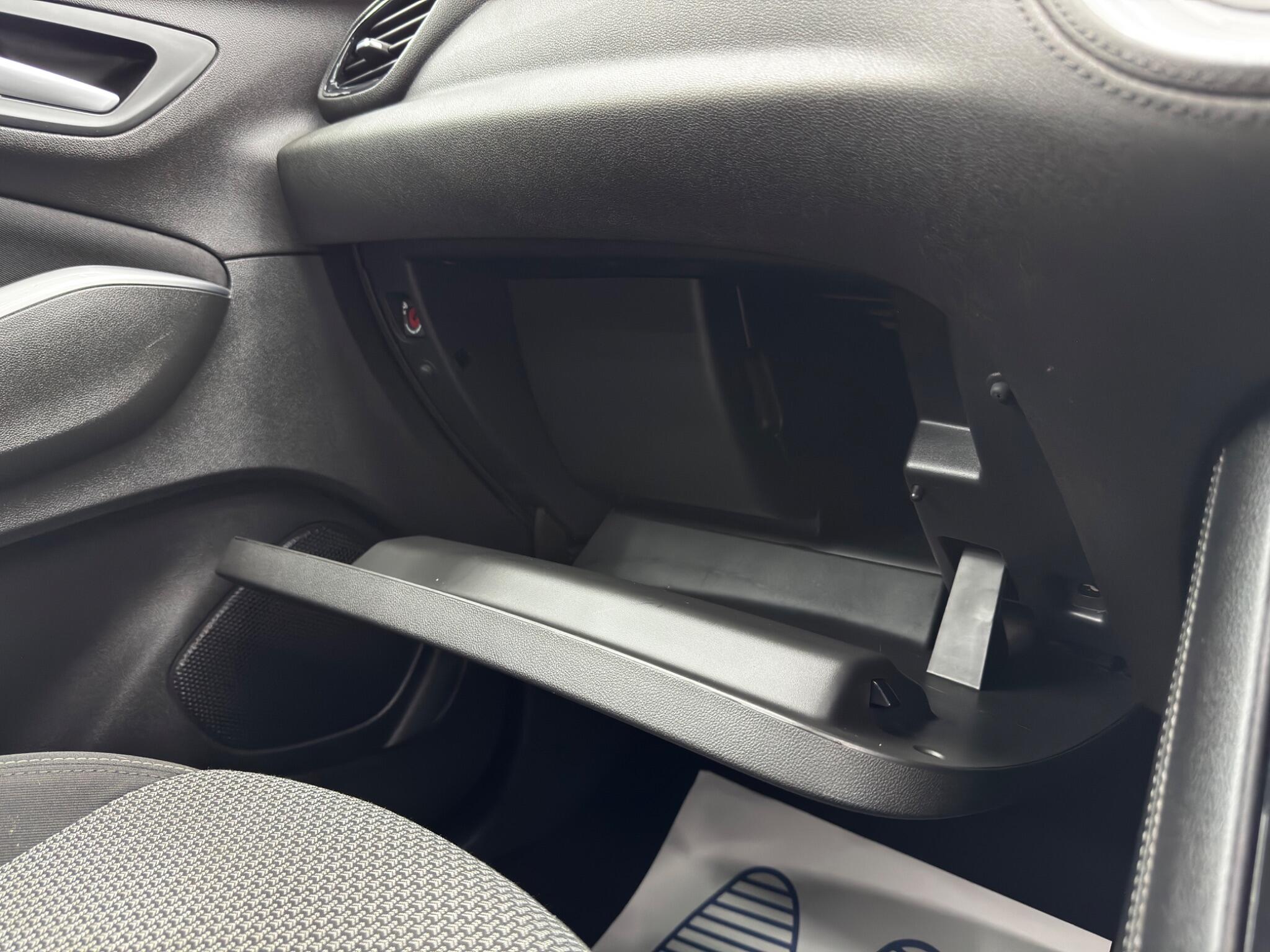 Vauxhall Grandland X view 33