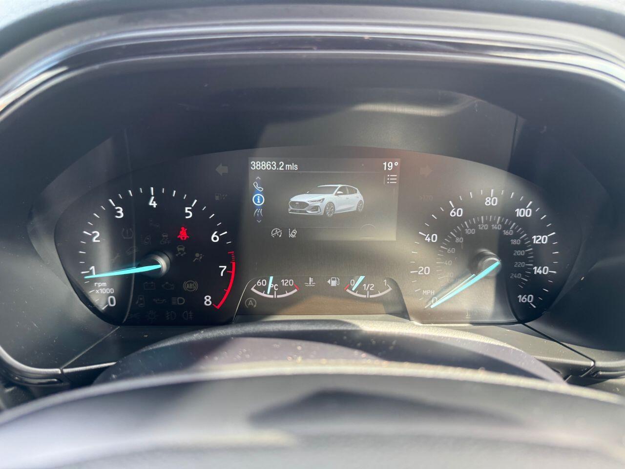 Ford Focus view 25