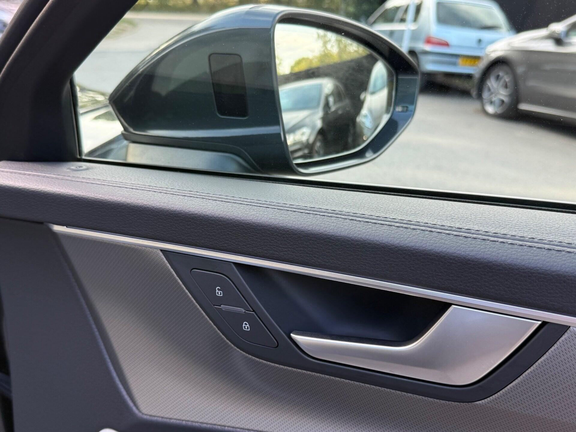 Audi A6 view 38