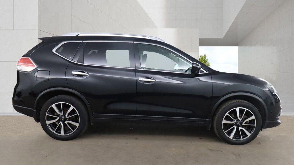 Nissan X-Trail view 8