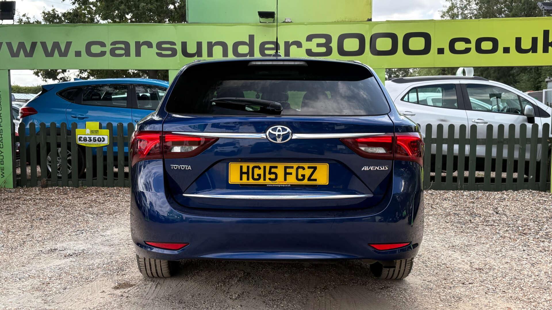 Toyota Avensis view 5