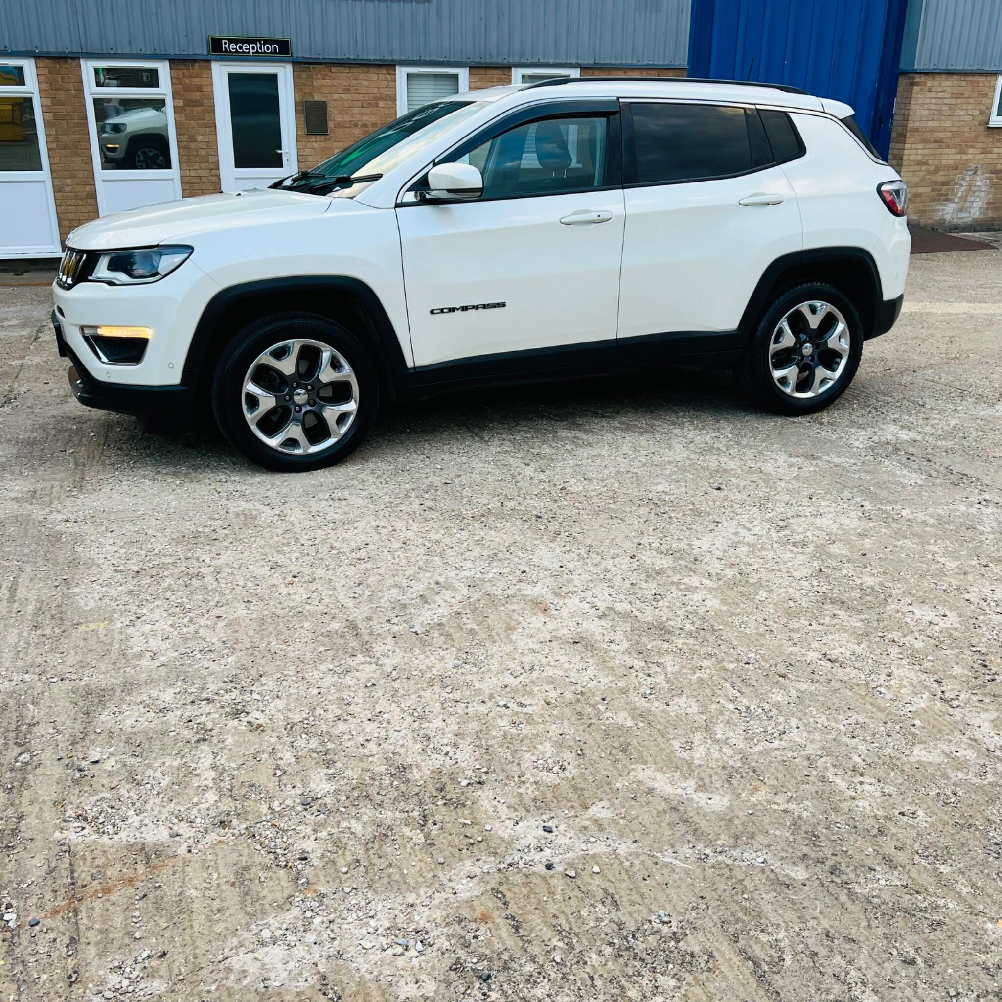 Jeep Compass view 6