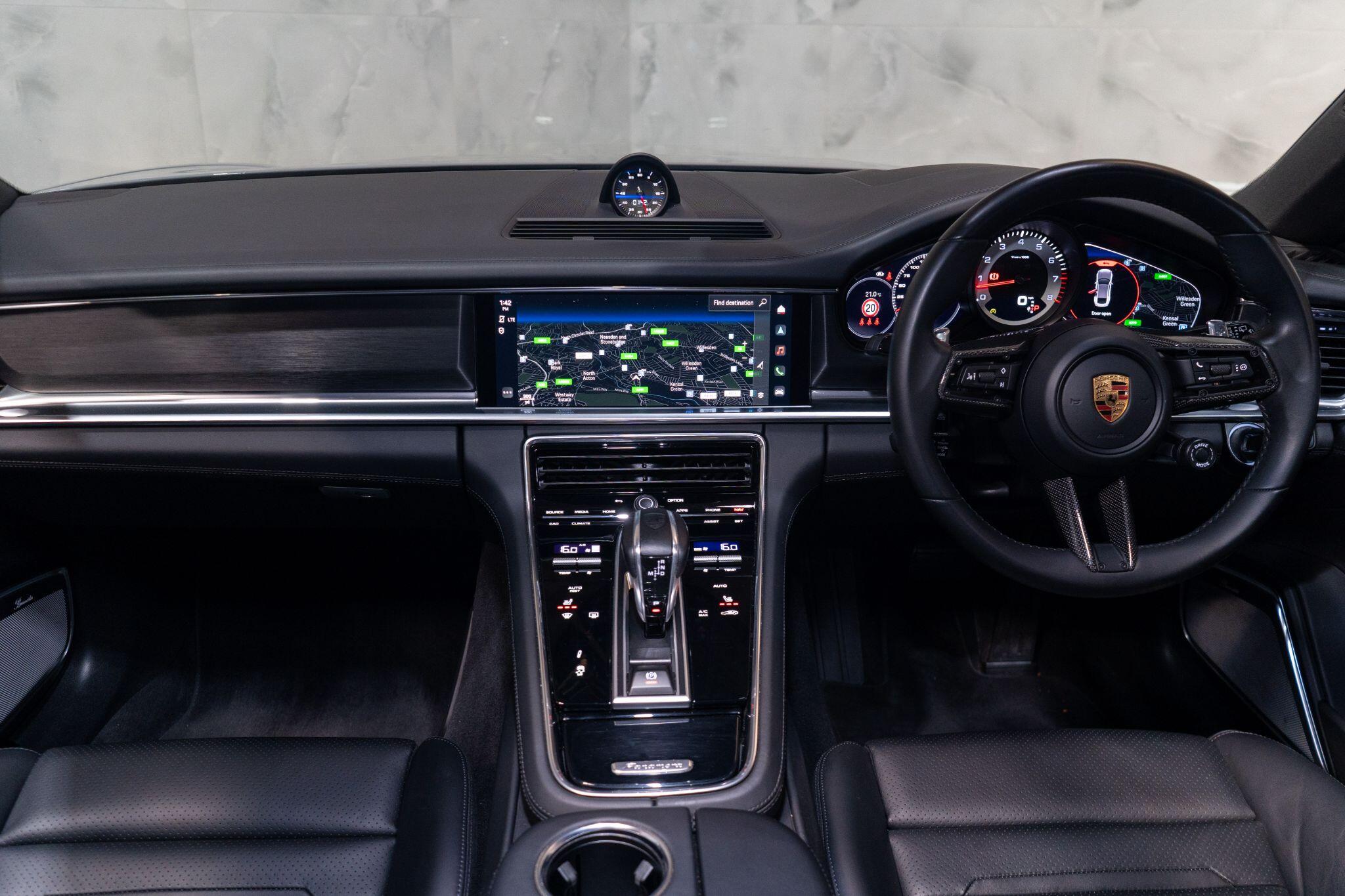 Porsche Panamera view 12