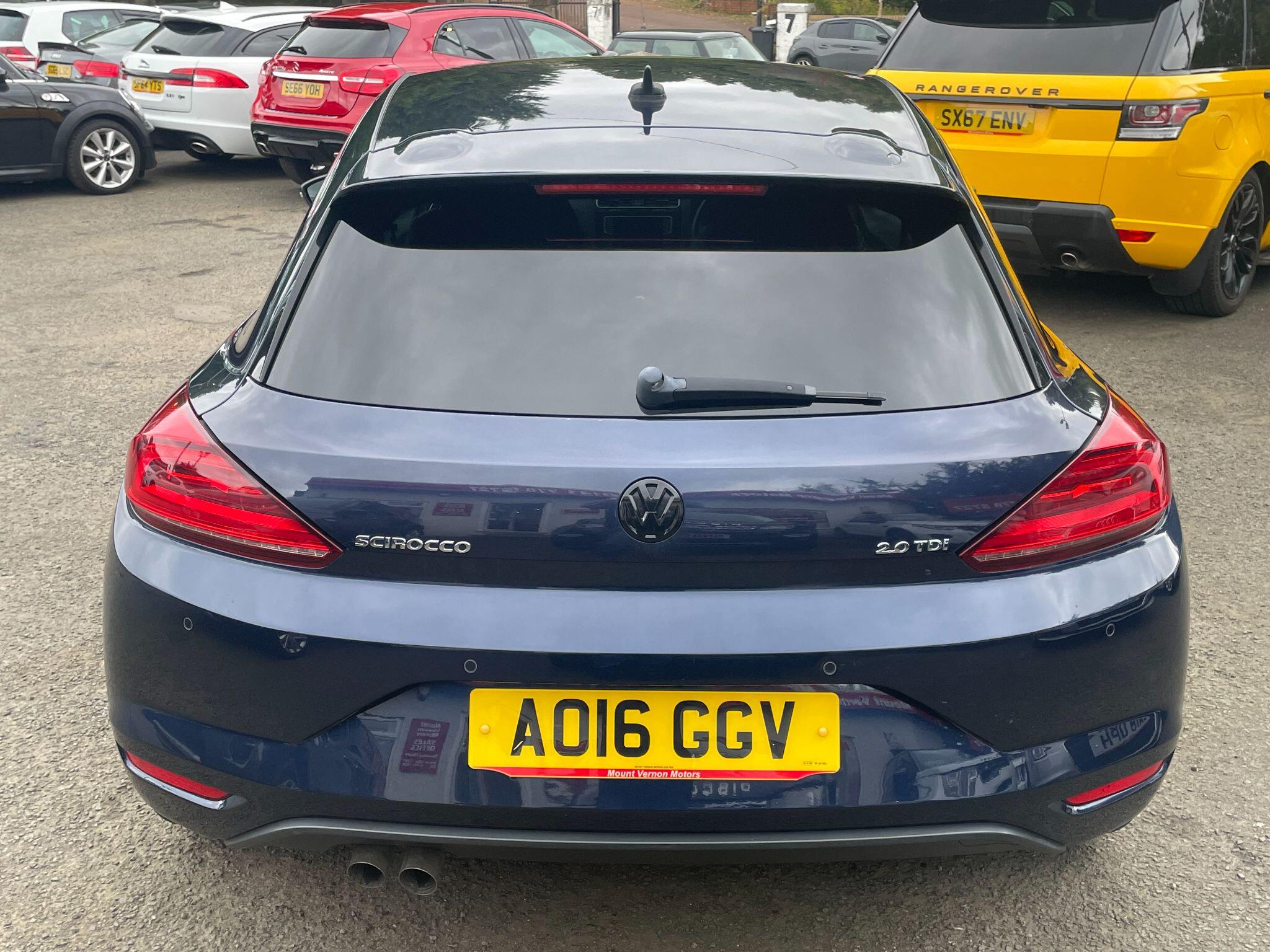 Volkswagen Scirocco view 10