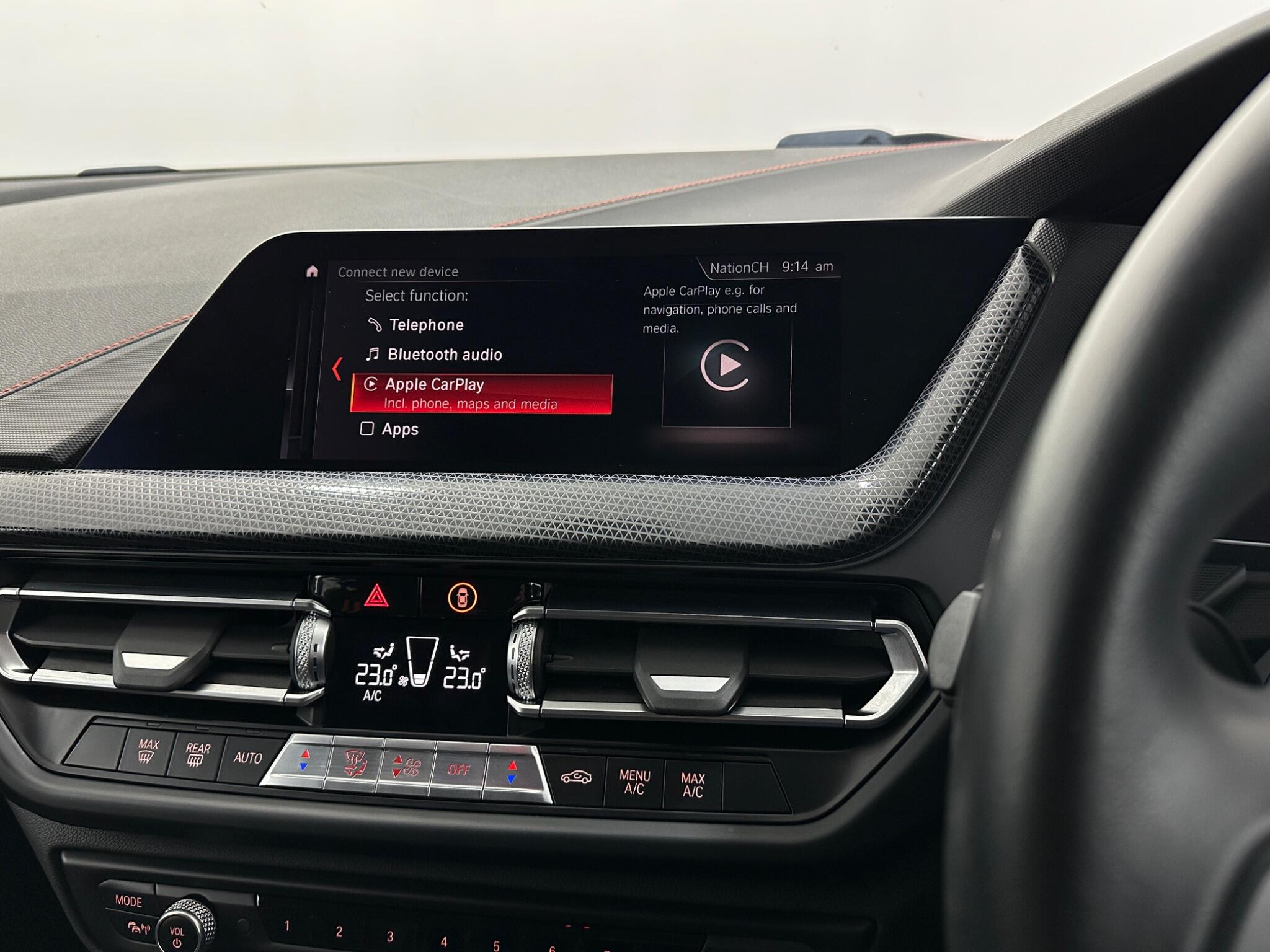BMW 1 Series view 26