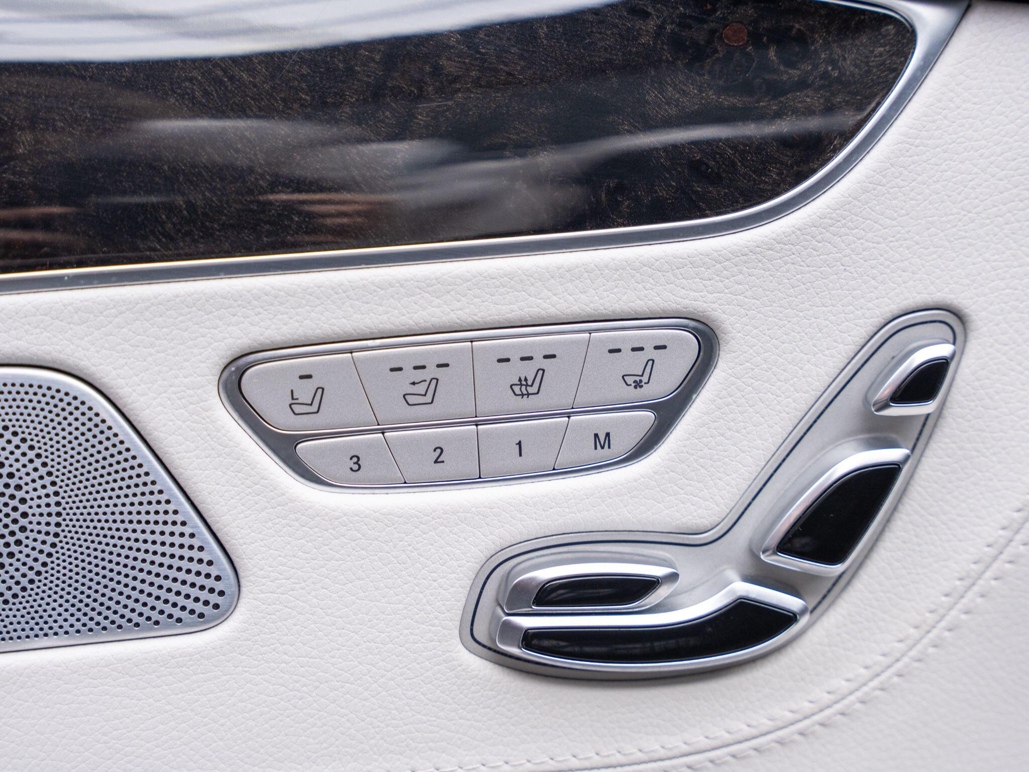 Mercedes-Benz S-Class view 8