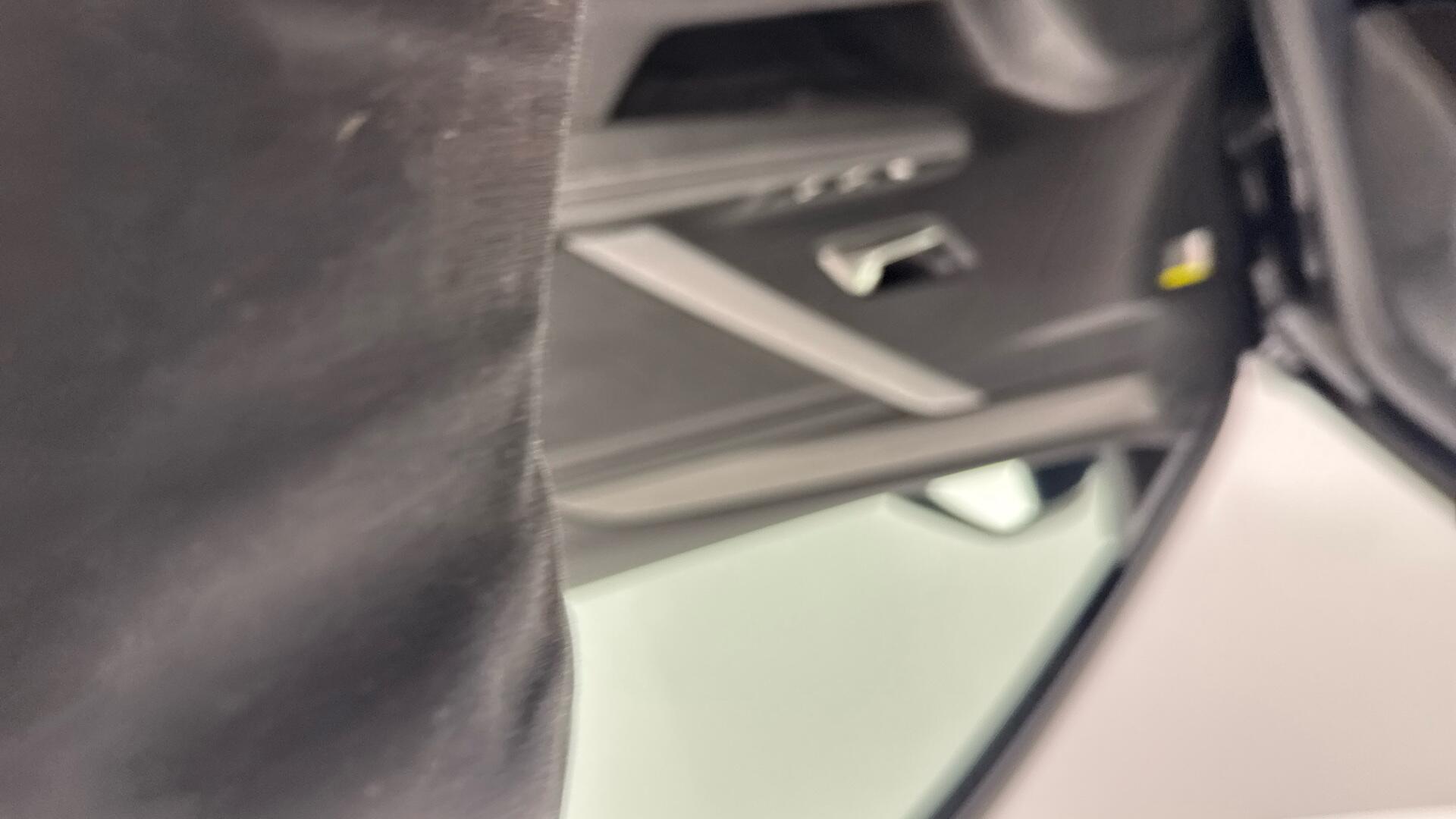Vauxhall Astra view 16