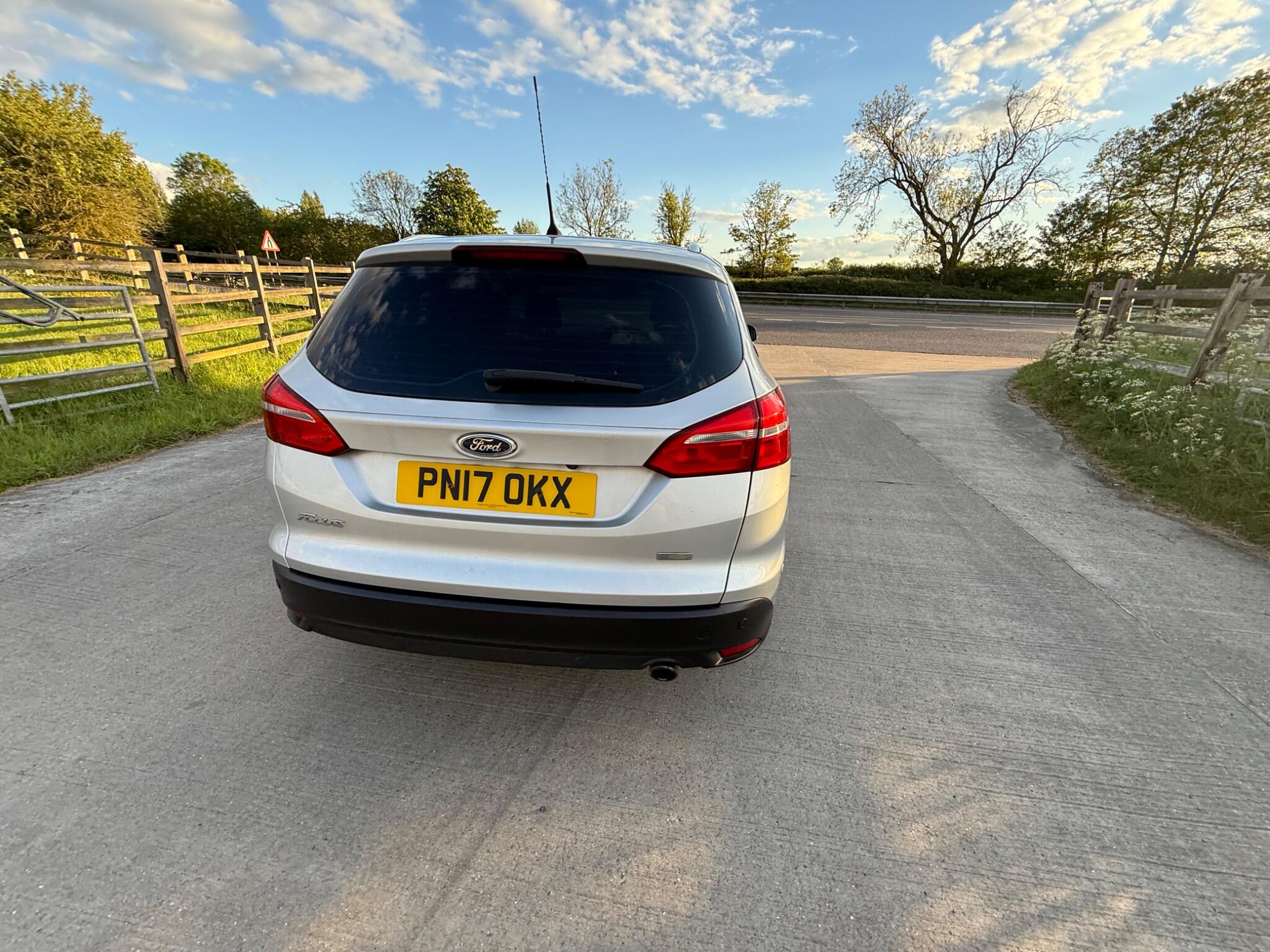 Ford Focus 1.5T EcoBoost Titanium X Euro 6 (s/s) 5dr — photo 24 of 126