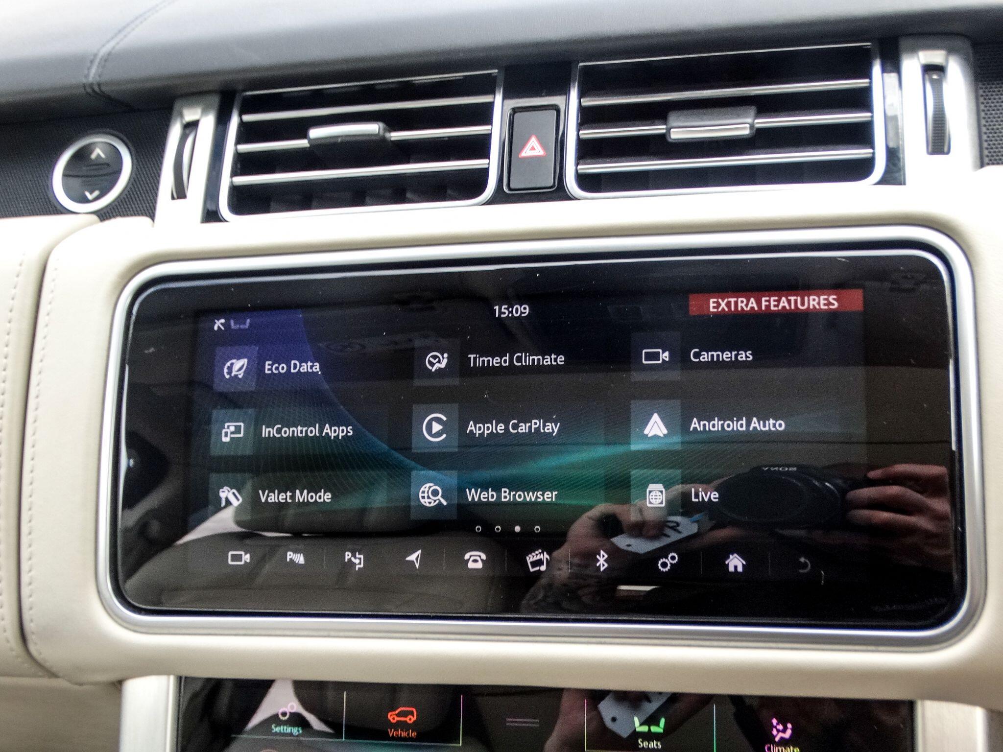Land Rover Range Rover view 22