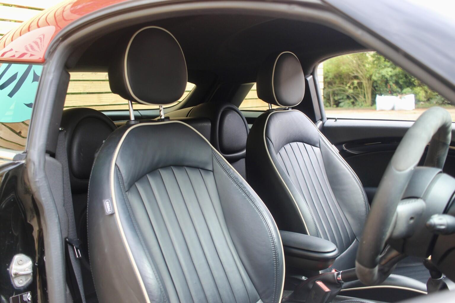 MINI Coupe view 8