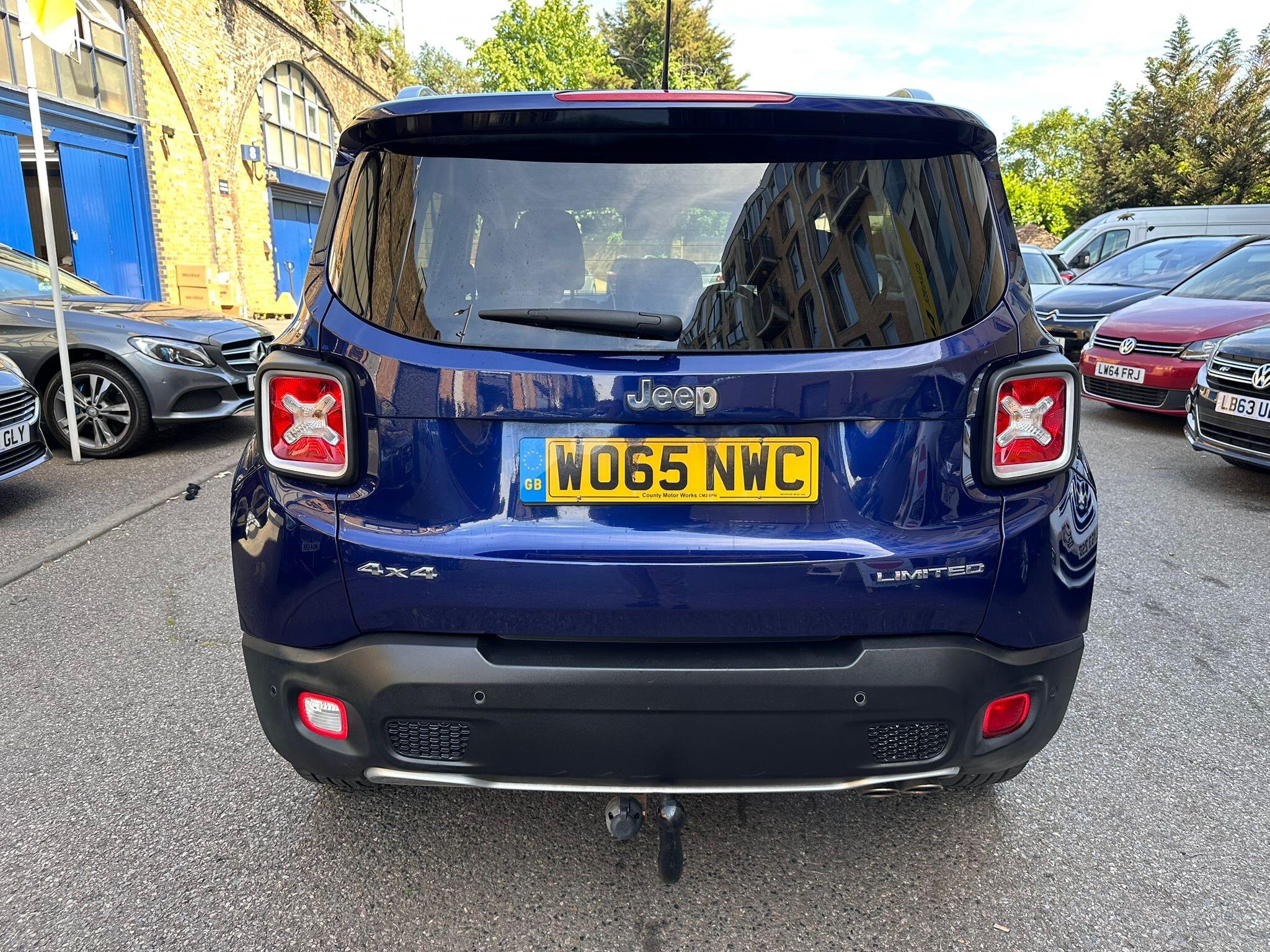 Jeep Renegade view 9