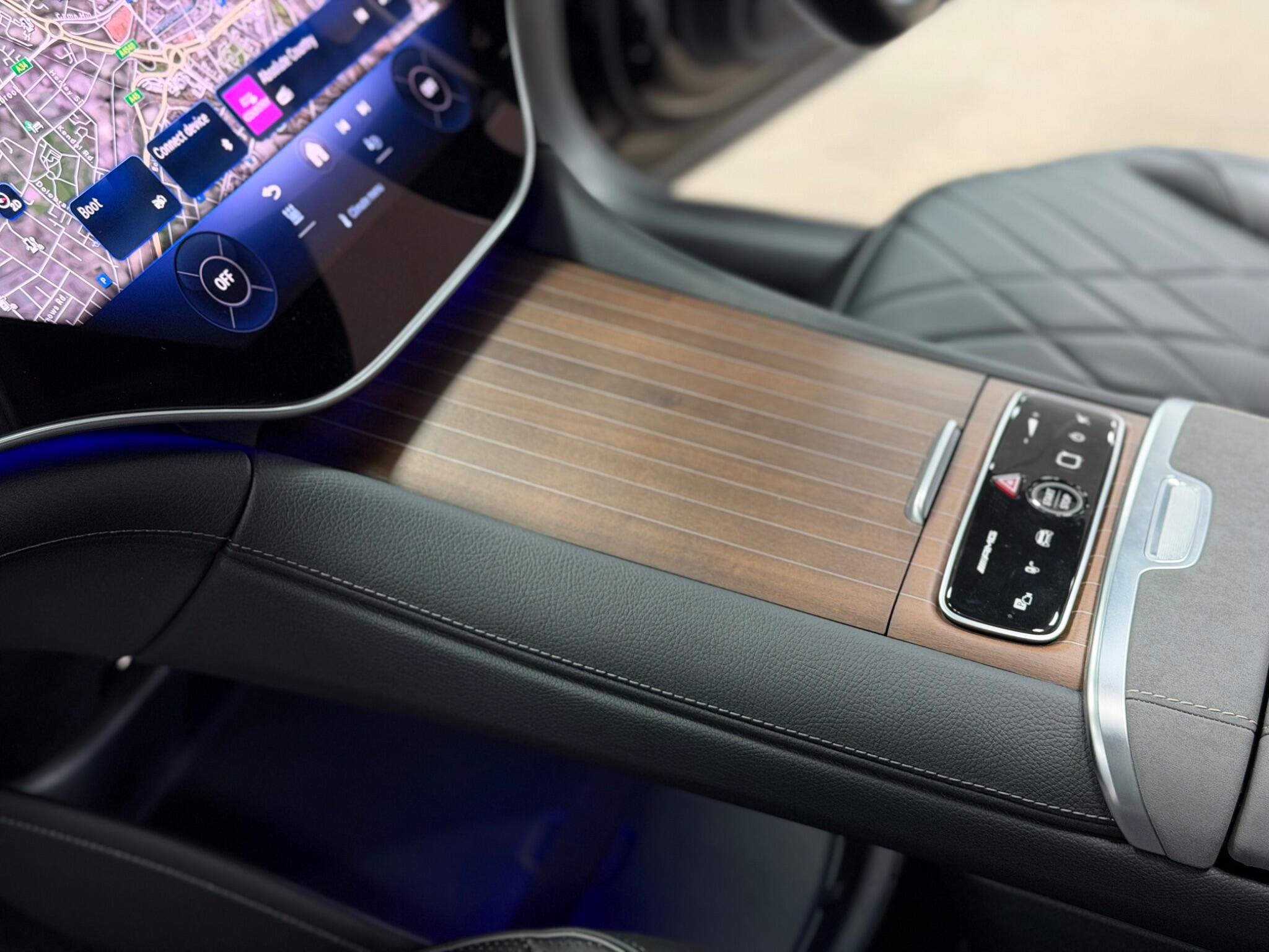 Mercedes-Benz Eqs view 77