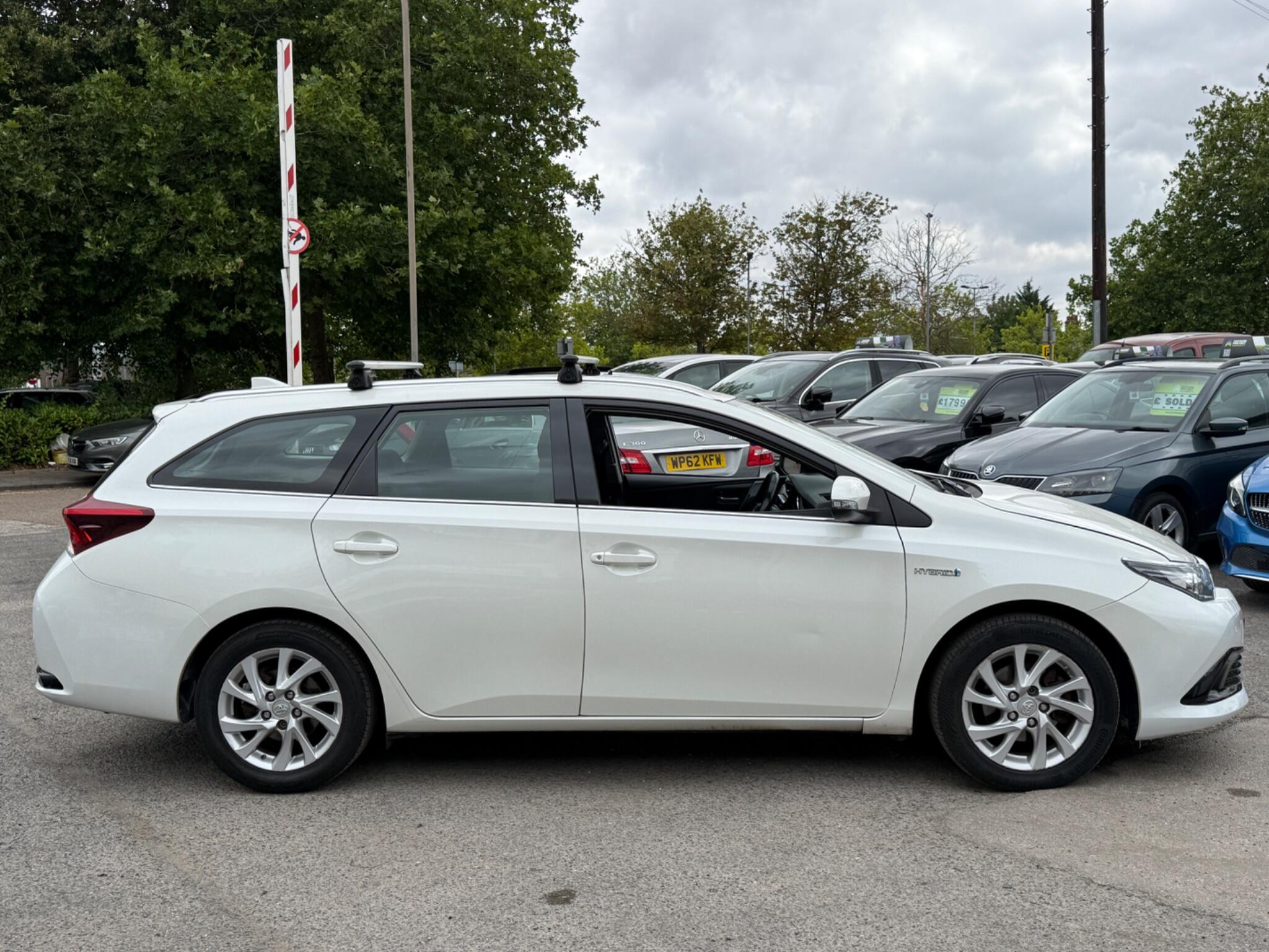 Toyota Auris - Image 19