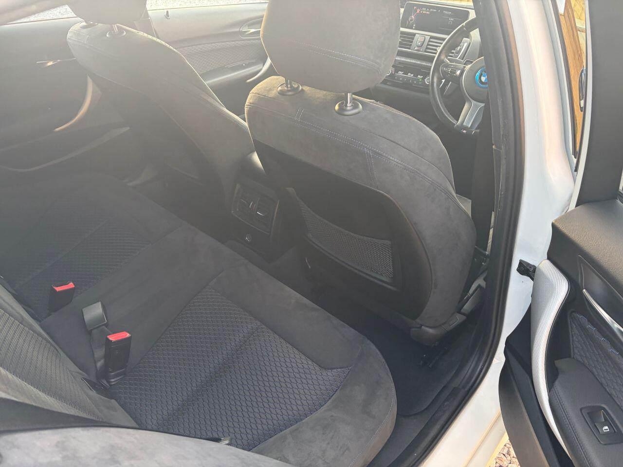 BMW 1 Series view 22