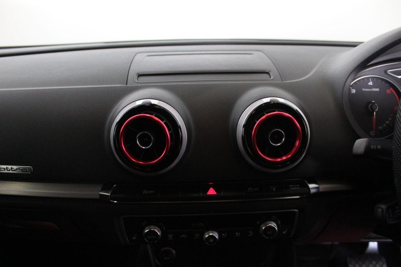 Audi A3 view 36