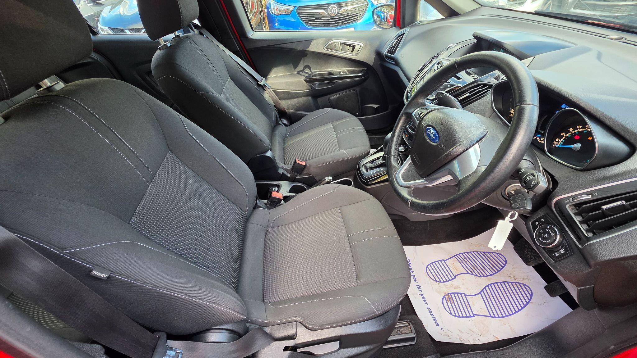 Ford B-Max view 26