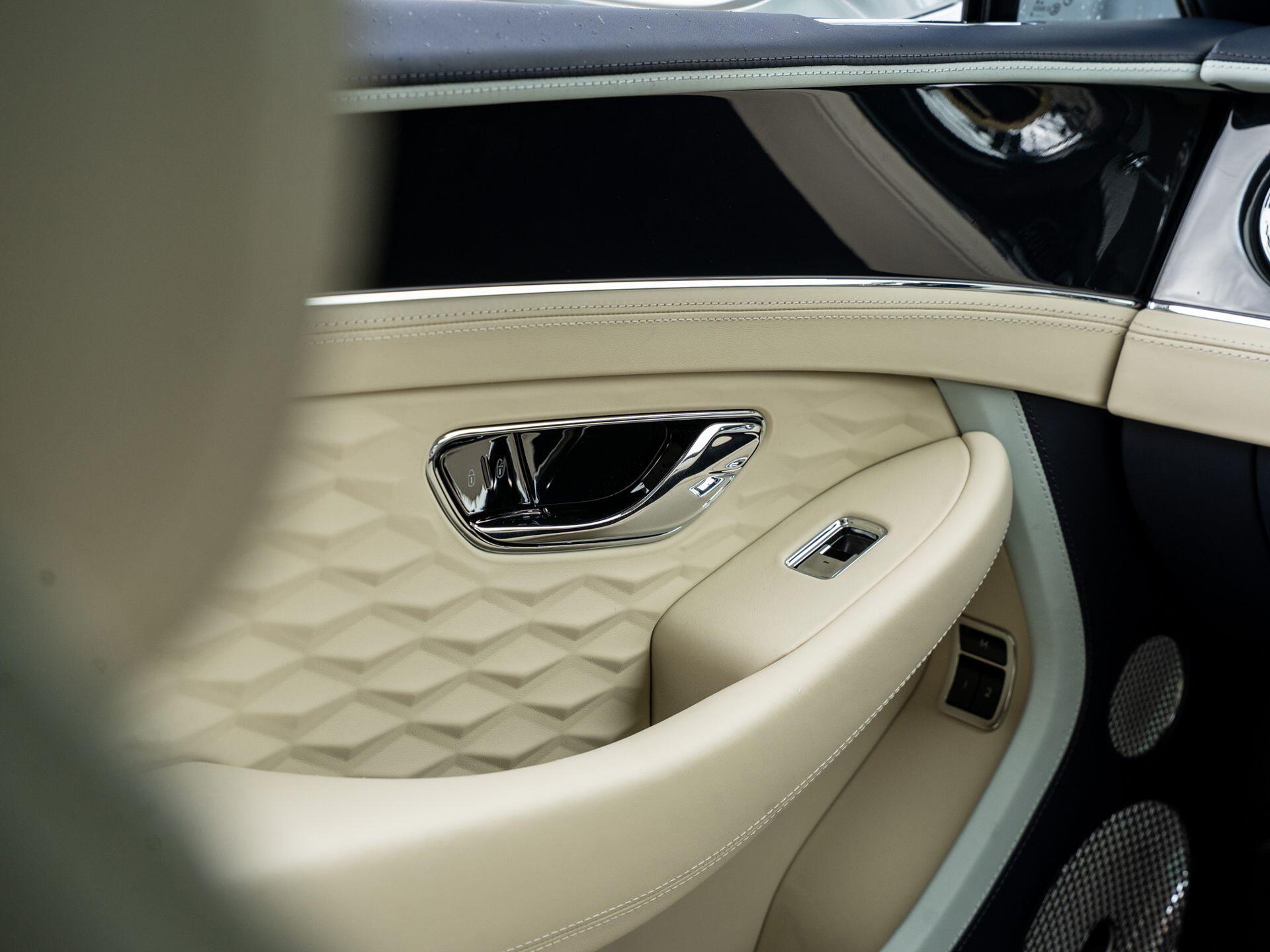 Bentley Continental view 24