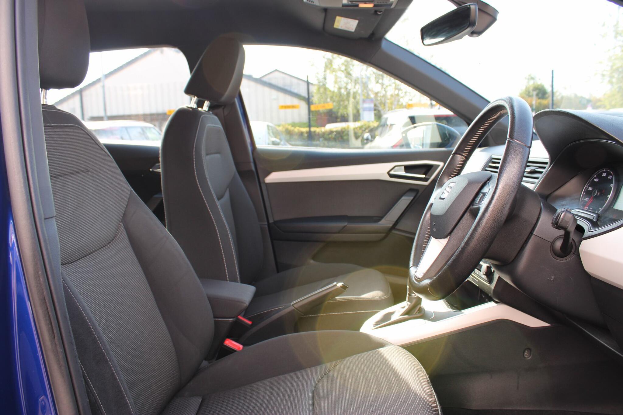 Seat Arona view 19