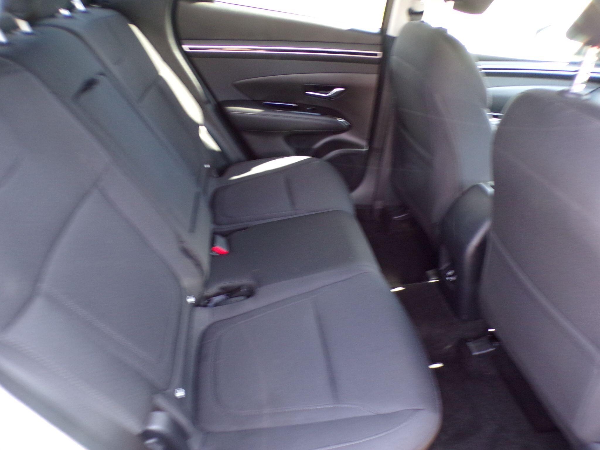 Hyundai Tucson view 12