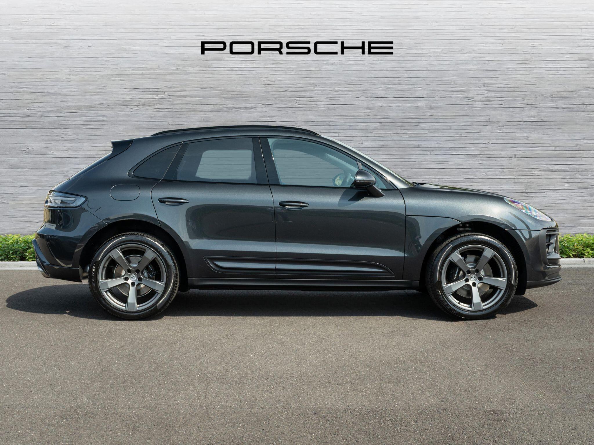 Porsche Macan view 2