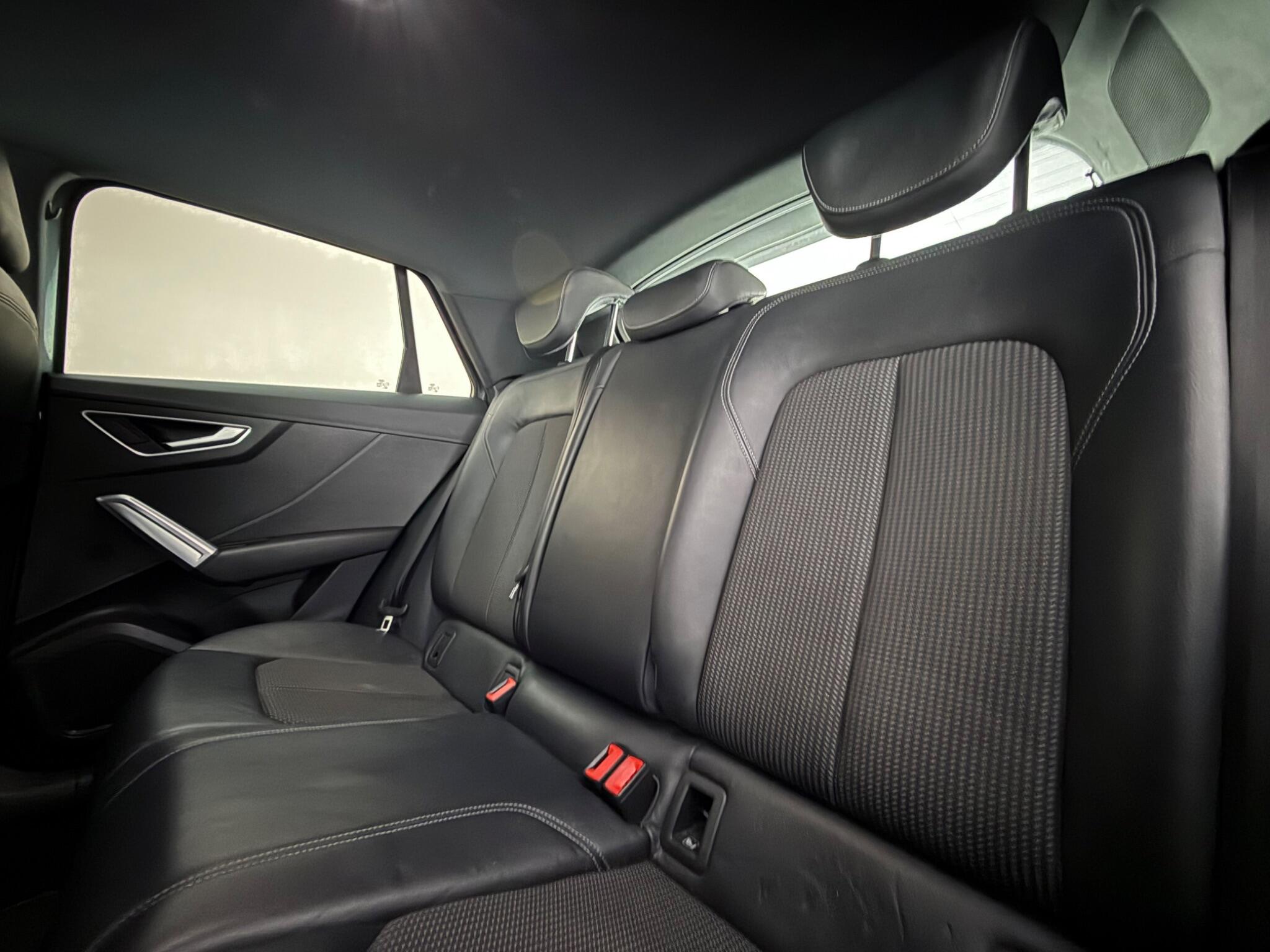 Audi Q2 view 33