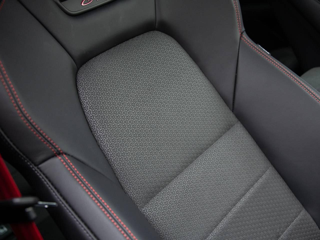 Porsche Macan view 42