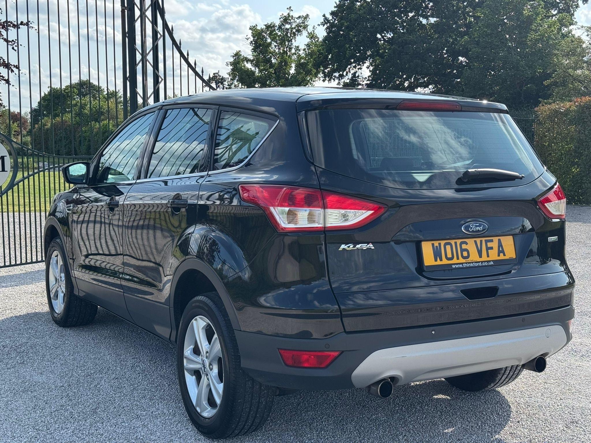 2016 Ford Kuga 1.5T EcoBoost Zetec 2WD Euro 6 (s/s) 5dr • 65,300 miles image 4