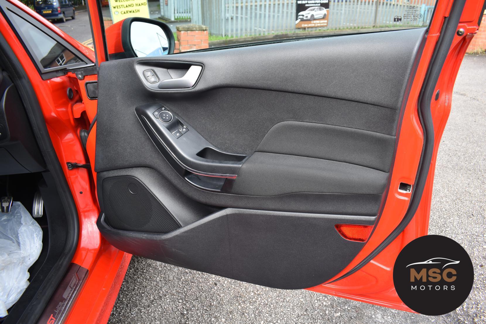 Ford Fiesta view 51