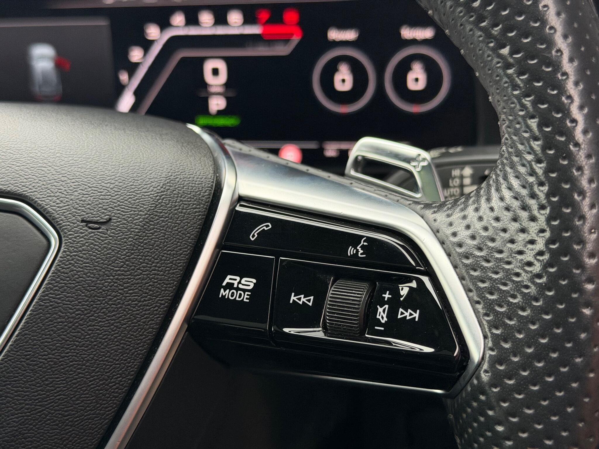Audi RS6 view 42