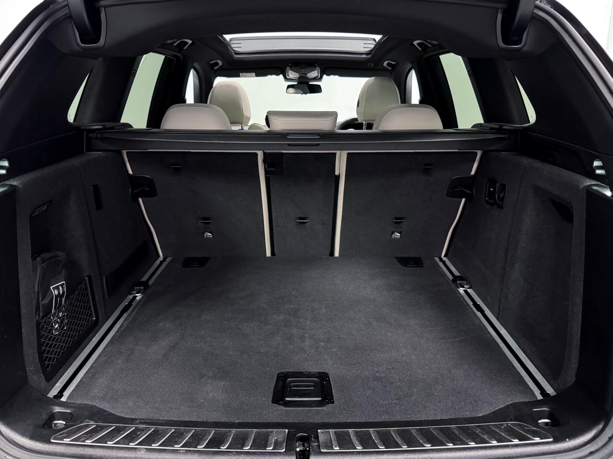 BMW X3 view 7