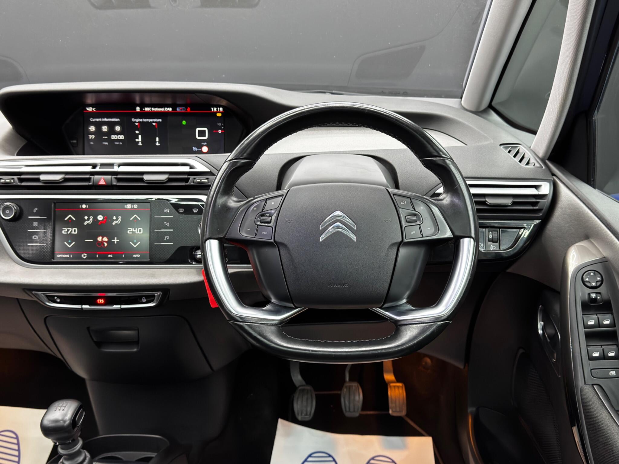 Citroen Grand C4 Spacetourer view 19
