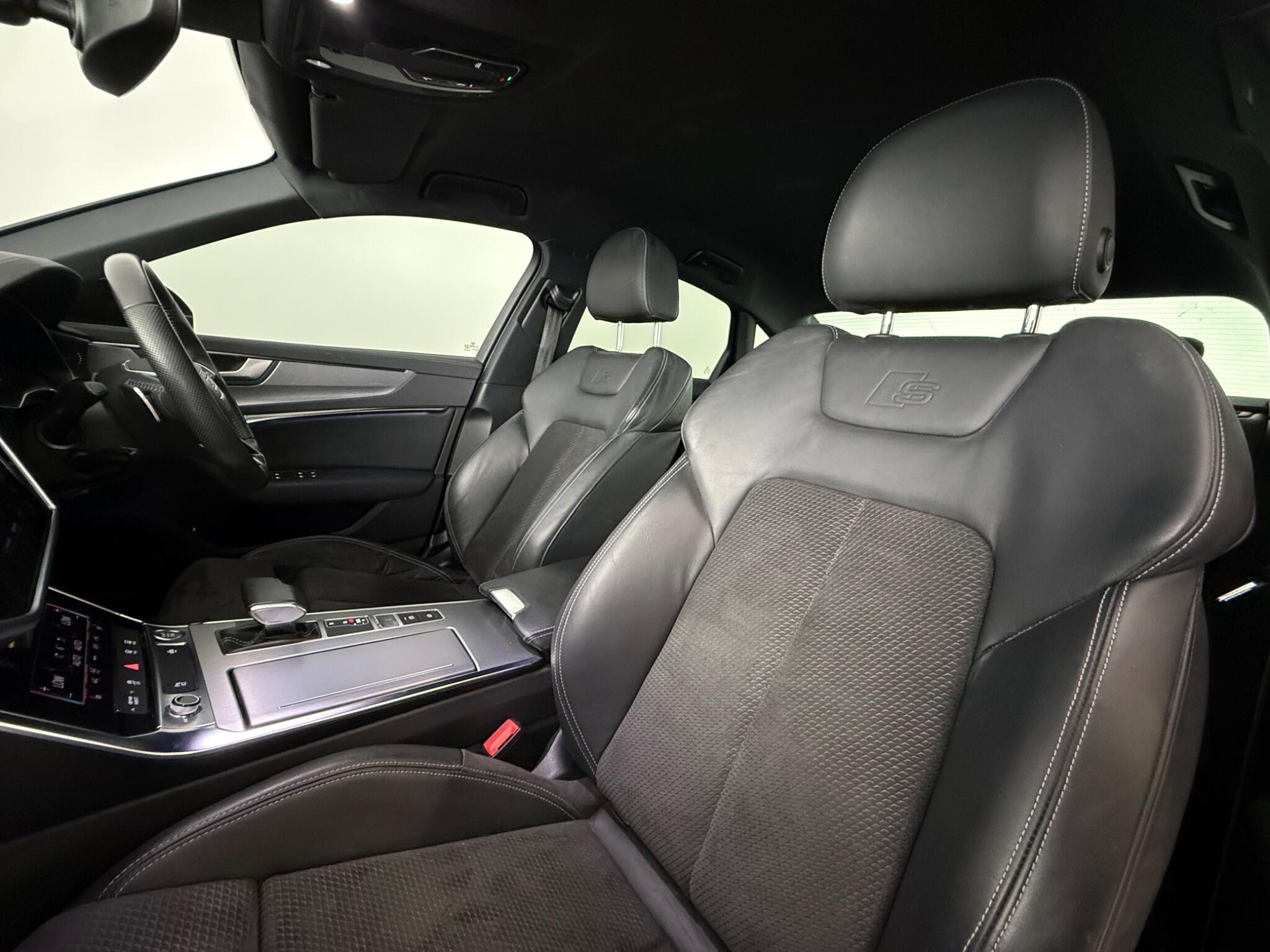 Audi A6 view 9