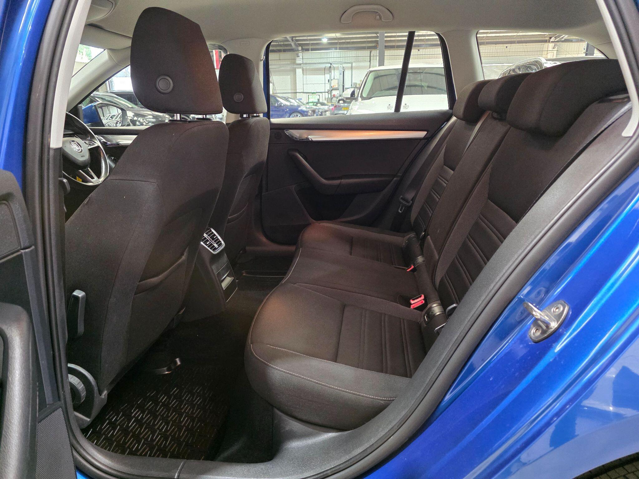 Skoda Octavia view 22