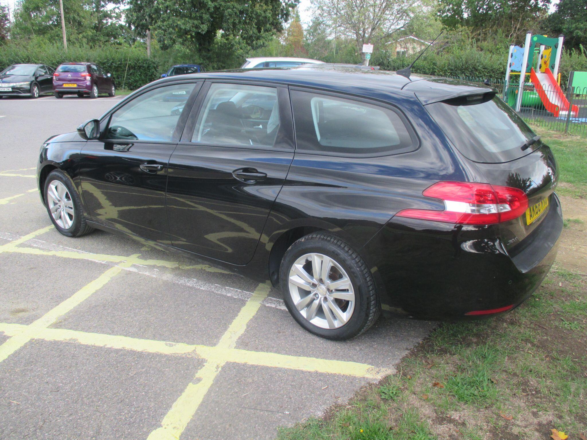 Peugeot 308 SW view 19