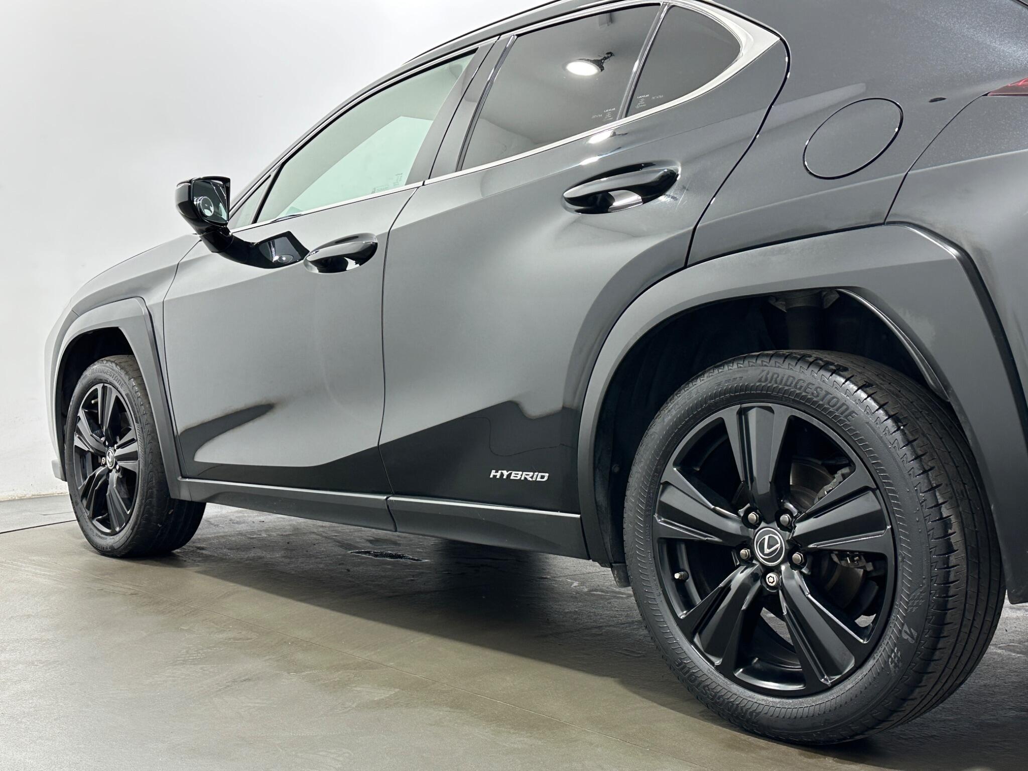 Lexus UX view 49