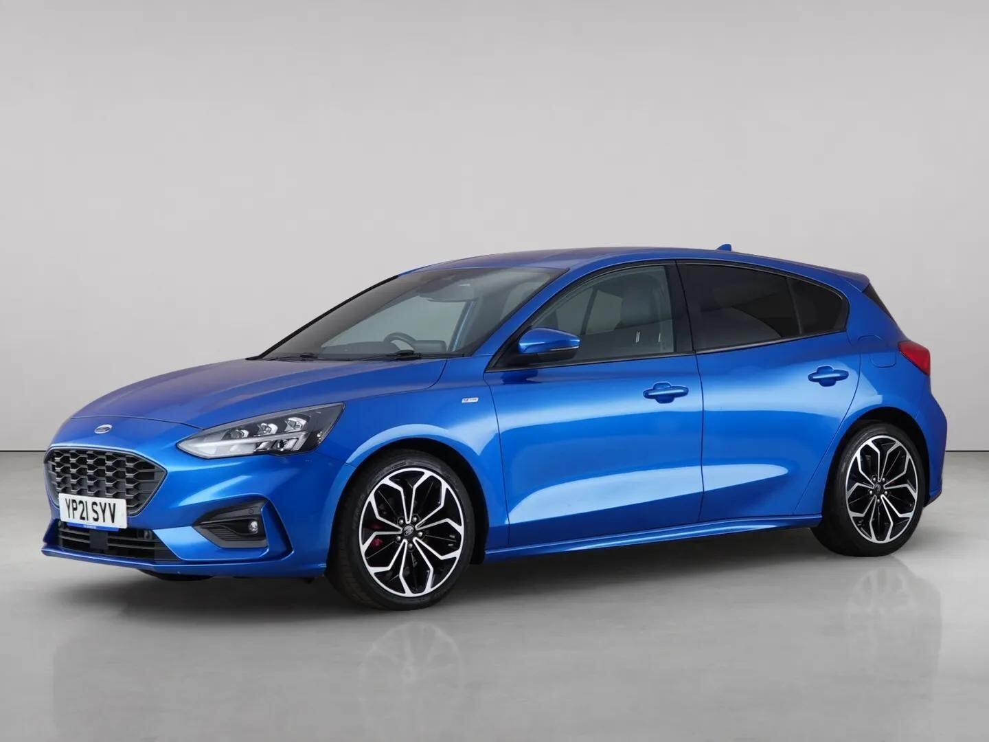 Ford Focus view 2